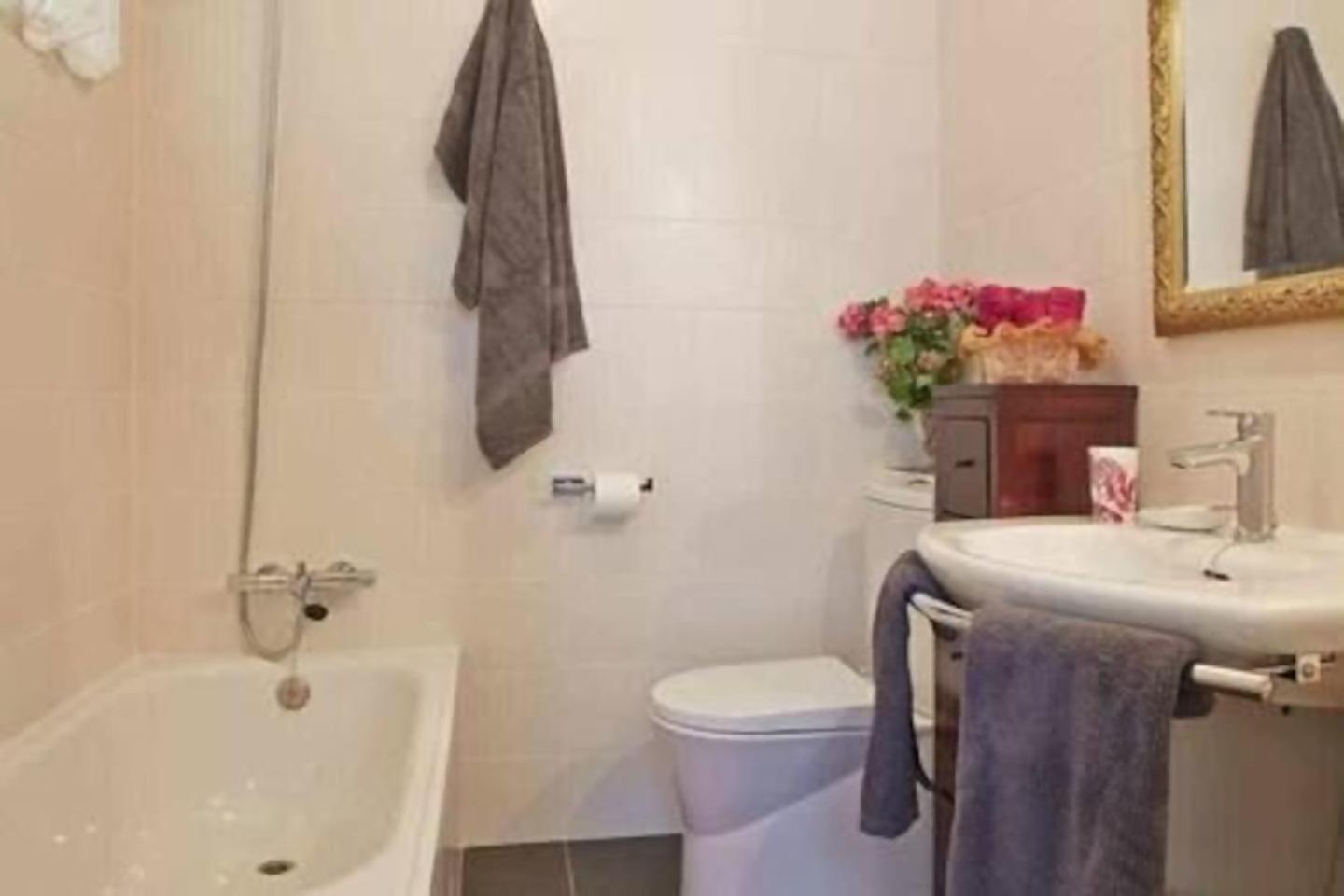 サンティアゴ・デ・コンポステーラEspectacular Piso En Casa Sxviii Frente A Salomeアパートメント エクステリア 写真